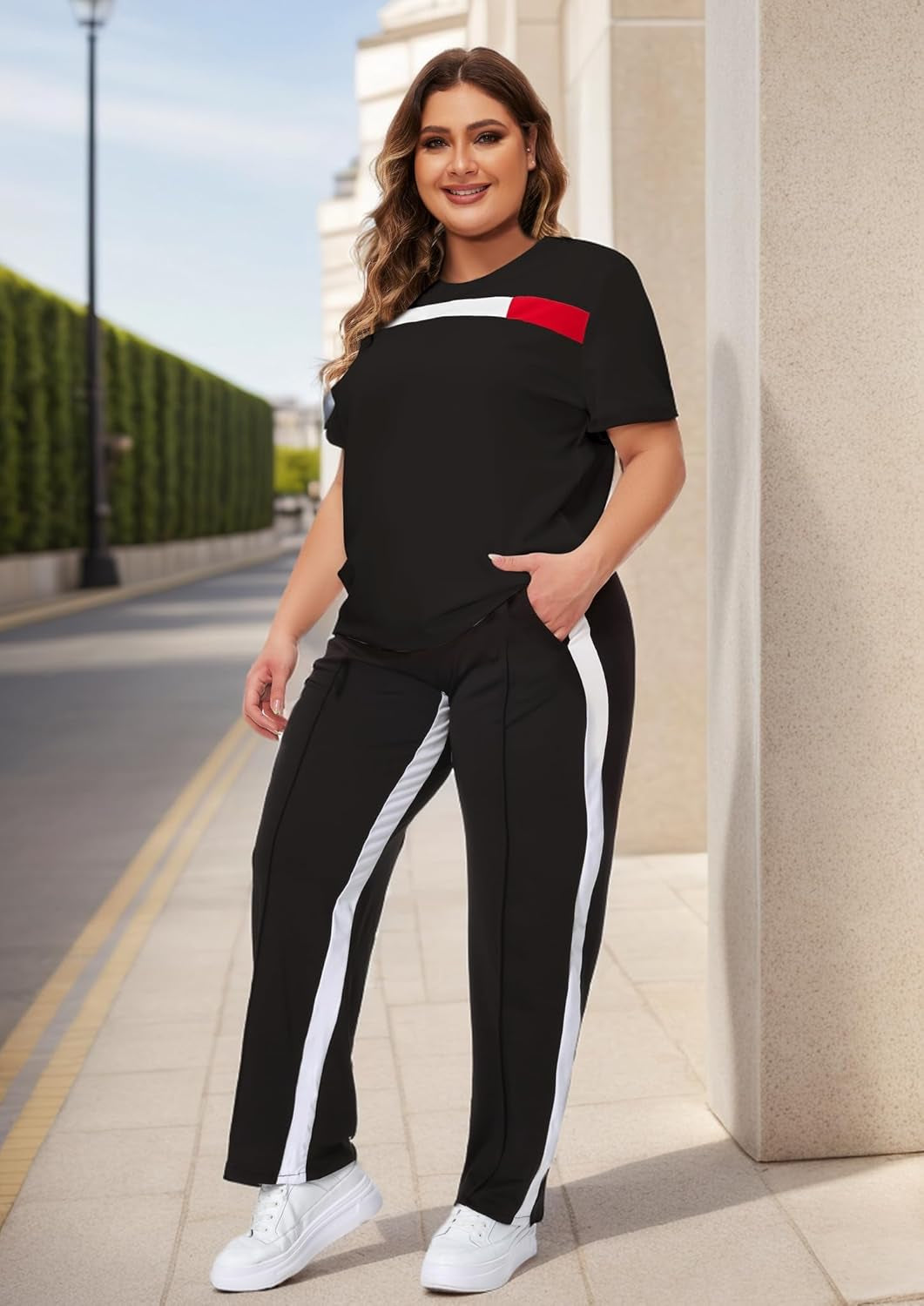 Women plus Size 2 Piece Sweatsuit Outfits Short Sleeve Shirts & Jogging Pants Track Suit Set